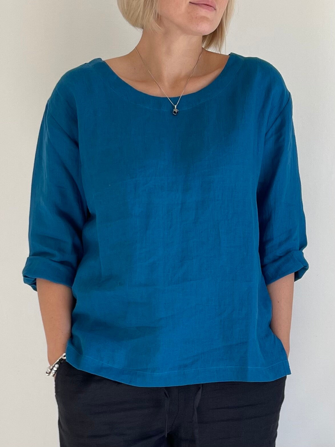Premium quality linen top, pre-washed and non-shrinking.