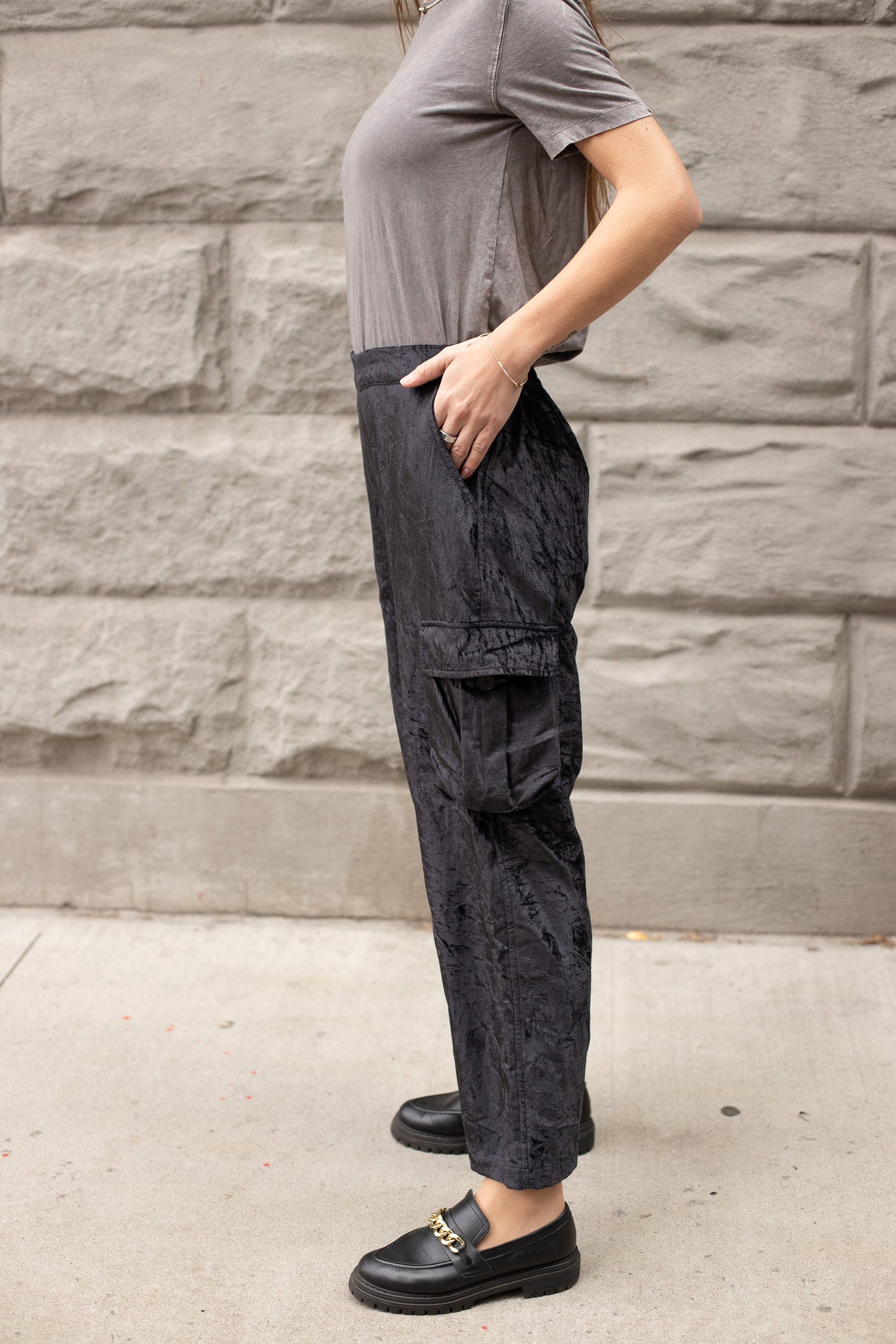 Luxurious Velvet Cargo Pants - Comfort and Style Combined