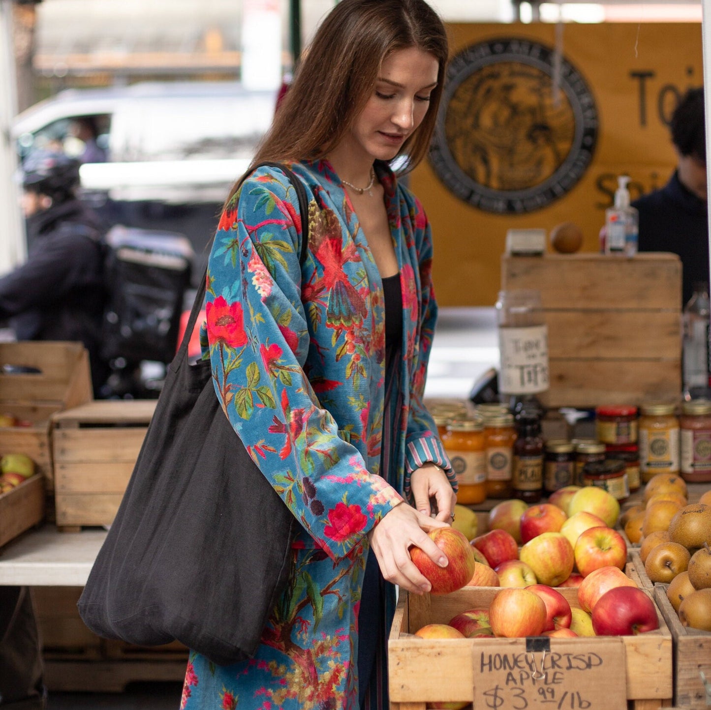Elegant Velvet Long Kimono Jacket with Floral Bird Print, Perfect for Versatile Styling