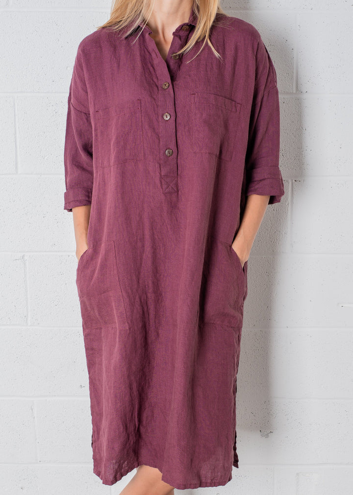 100% European flax midi dress, epitomizing bohemian charm.