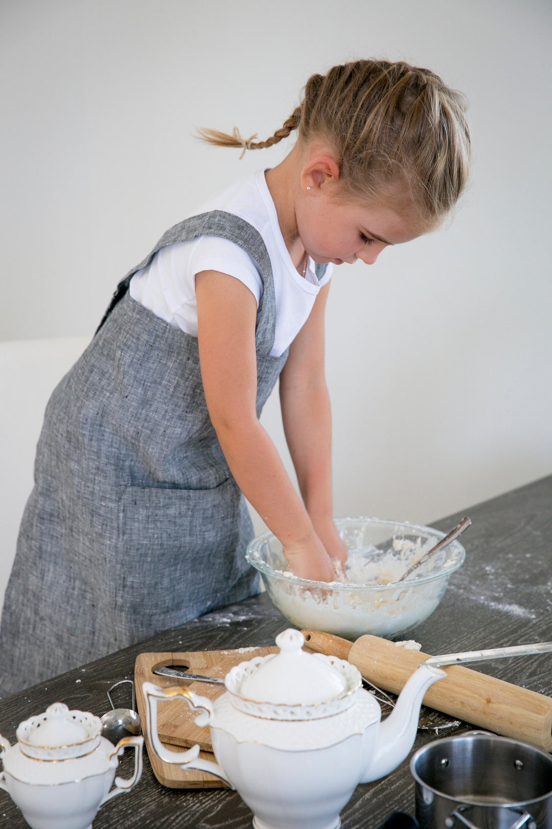 Versatile Linen Cross Back Apron - Matching Mother and Daugther Aprons