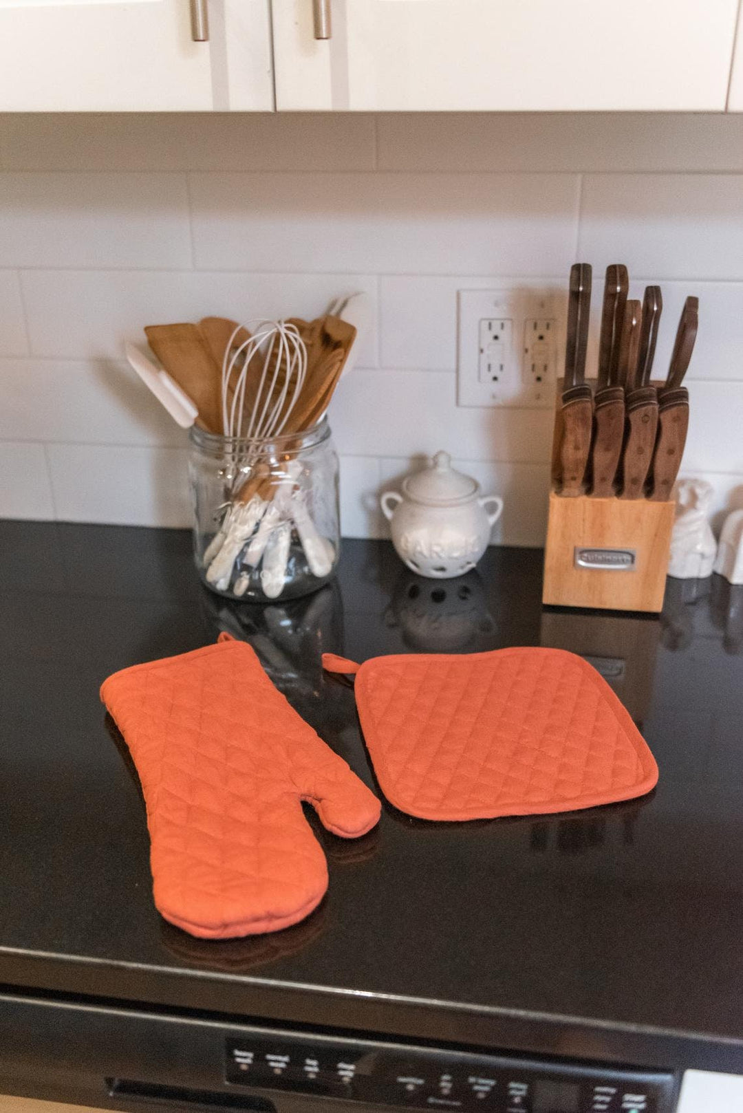 Linen Kitchen Set: Pot Holder & Oven Mitt