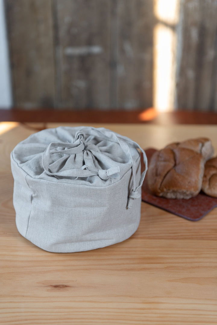 Elegant Linen Bread Basket with Drawstring - The Chic and Sustainable Choice for Your Kitchen